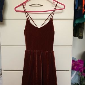 Burgundy velvet short dress